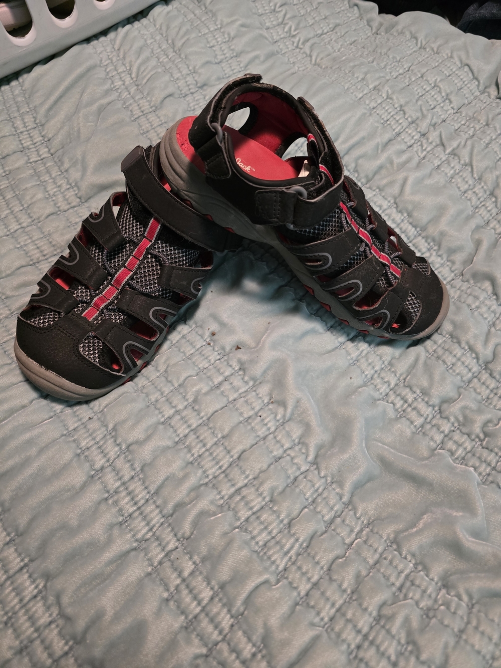 Cat and Jack black velcro sandals size 4